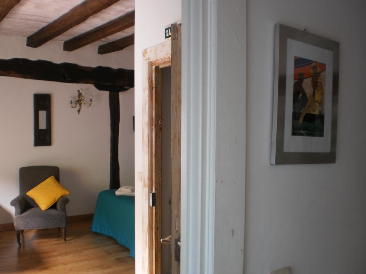 Larraenea Bed And Breakfast Lesaka Bagian luar foto
